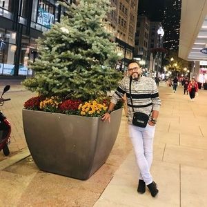 Meet your Posher, Erick